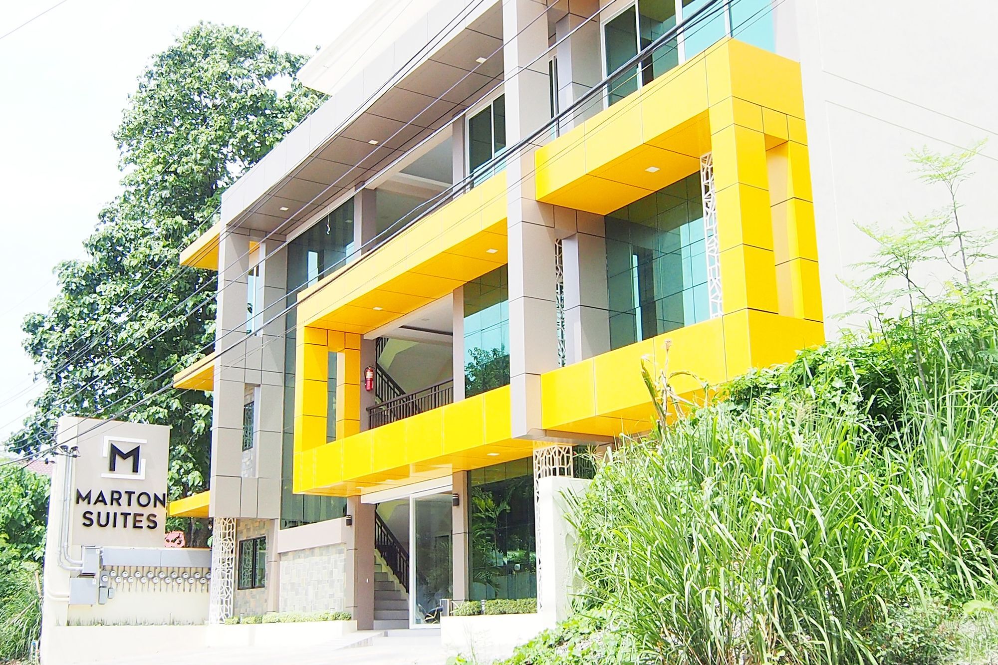 Marton Suites Davao City Exterior foto