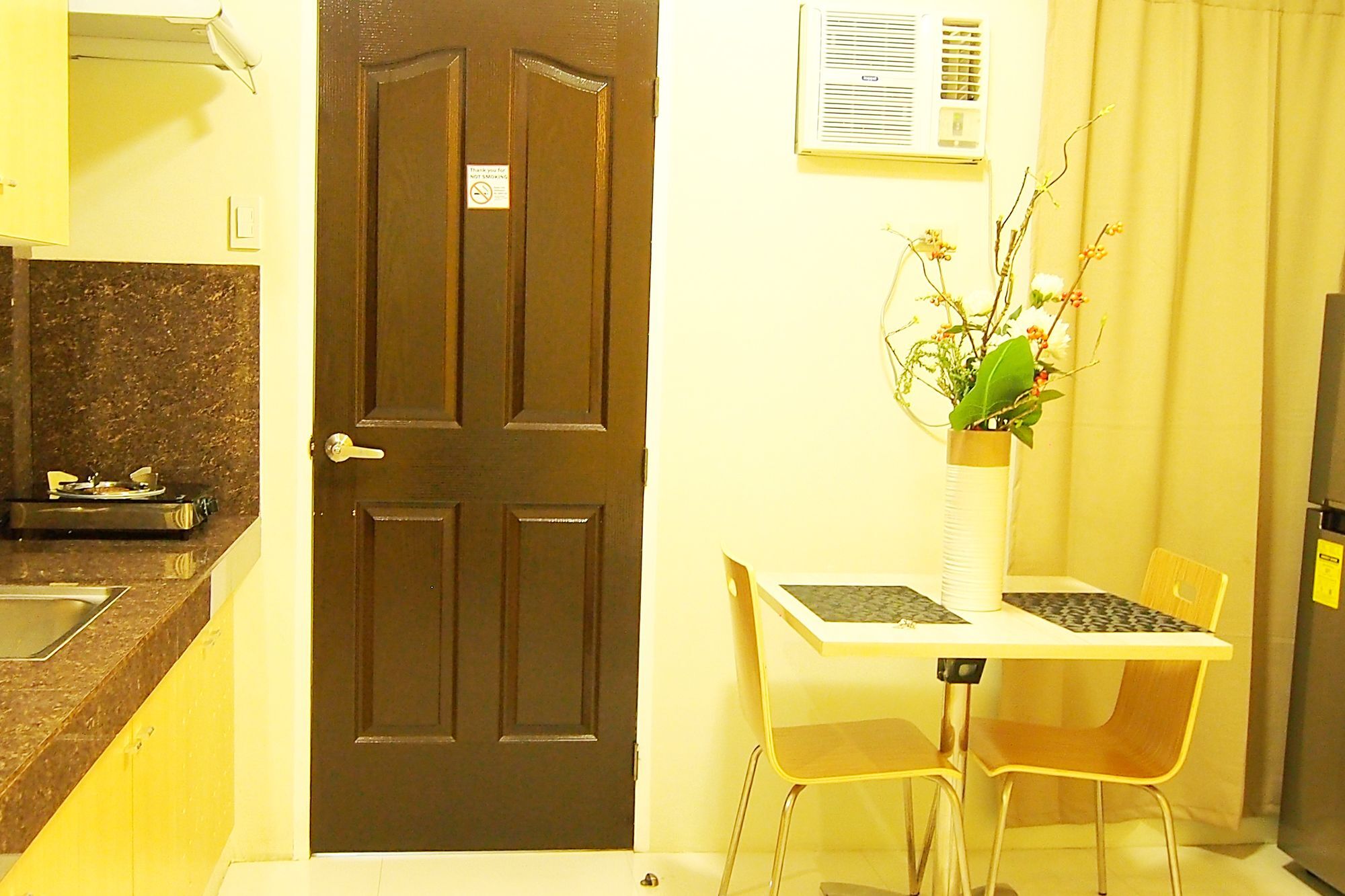 Marton Suites Davao City Exterior foto