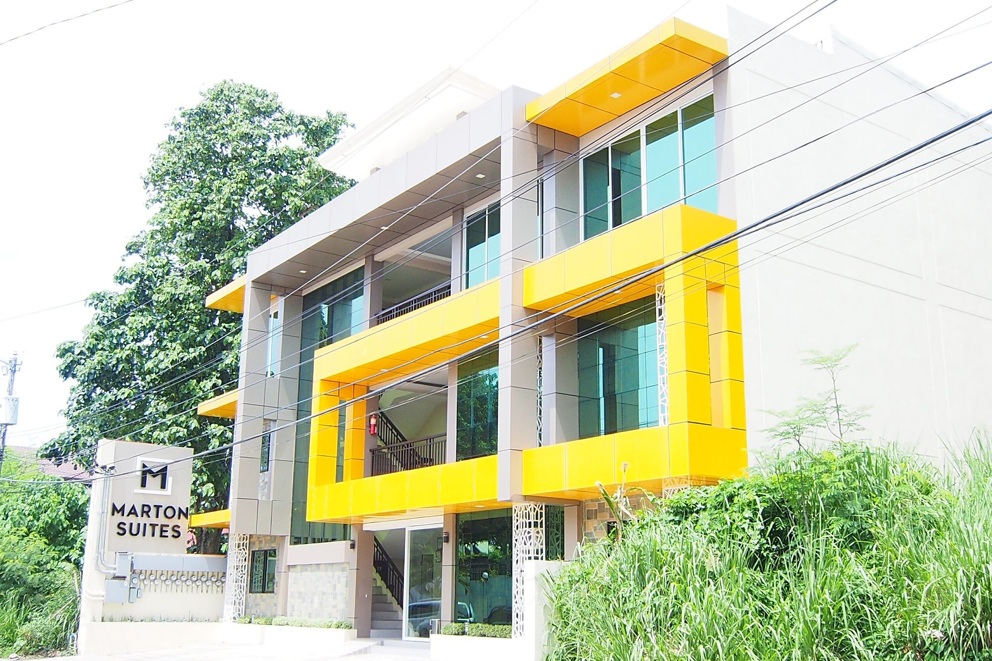 Marton Suites Davao City Exterior foto